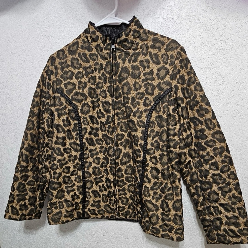Peck & Peck Womens Quilted Jacket Size Medium Leopard Print Zippered